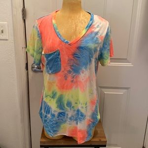 New top without tags. Too snug to look nice on me but will be beautiful on you!